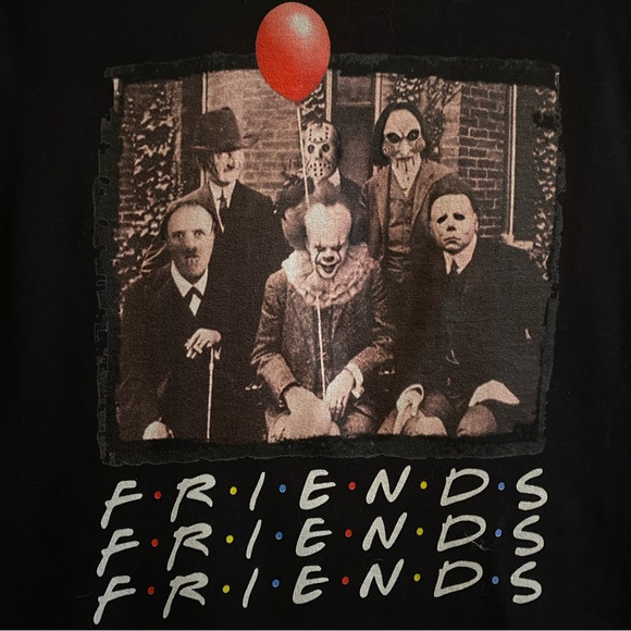 Horror Movie Friends Pennywise Michael Myers Art Graphic T-shirt Stephen King - Picture 13 of 14